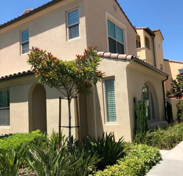 实配网配资 46岁章子怡的“豪宅”火了，自耕自足，充满烟火气，很幸福